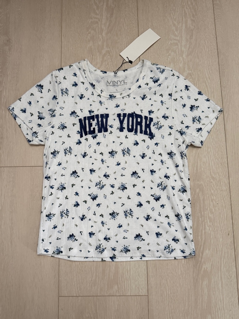 Vinyl Threads White Short-Sleeve Tee with Navy Floral Print and 'New York'